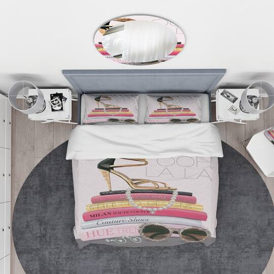 Designart 'Paris Glamourous Gold Style II' Teenage Bedding Set